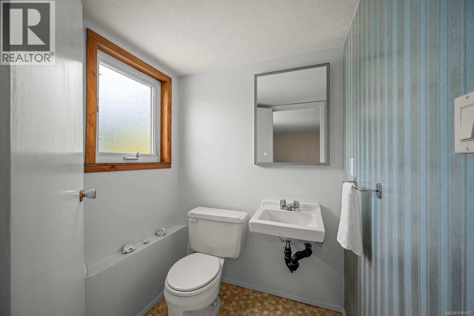 178 Rodello St Property Photo 28