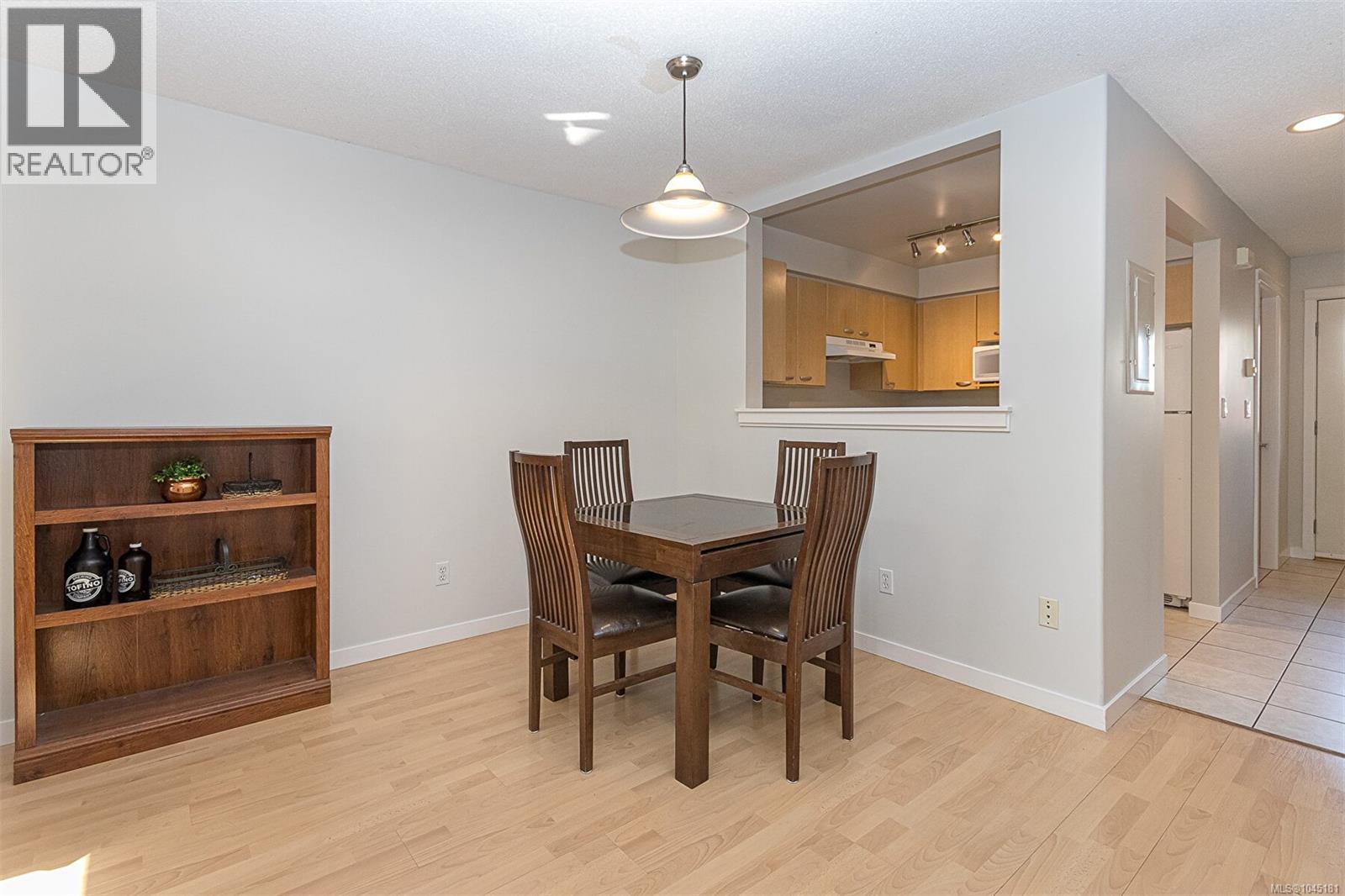 3 1019 North Park St Property Photo 13