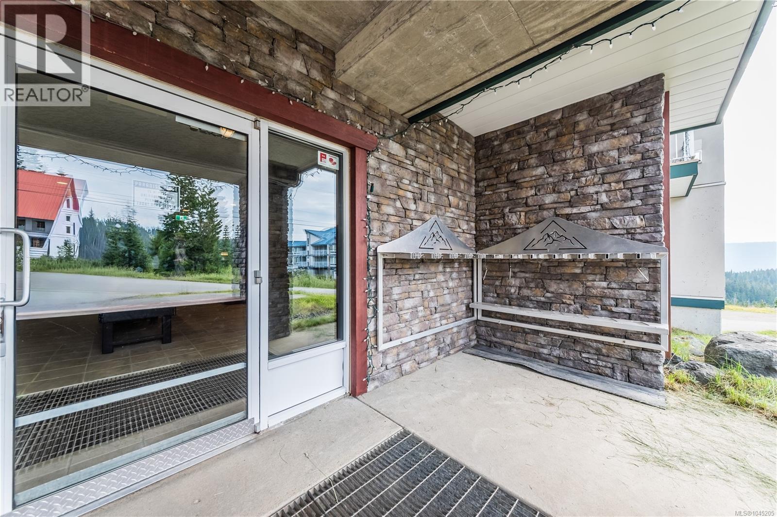 110 1201 Henry Rd Property Photo 53
