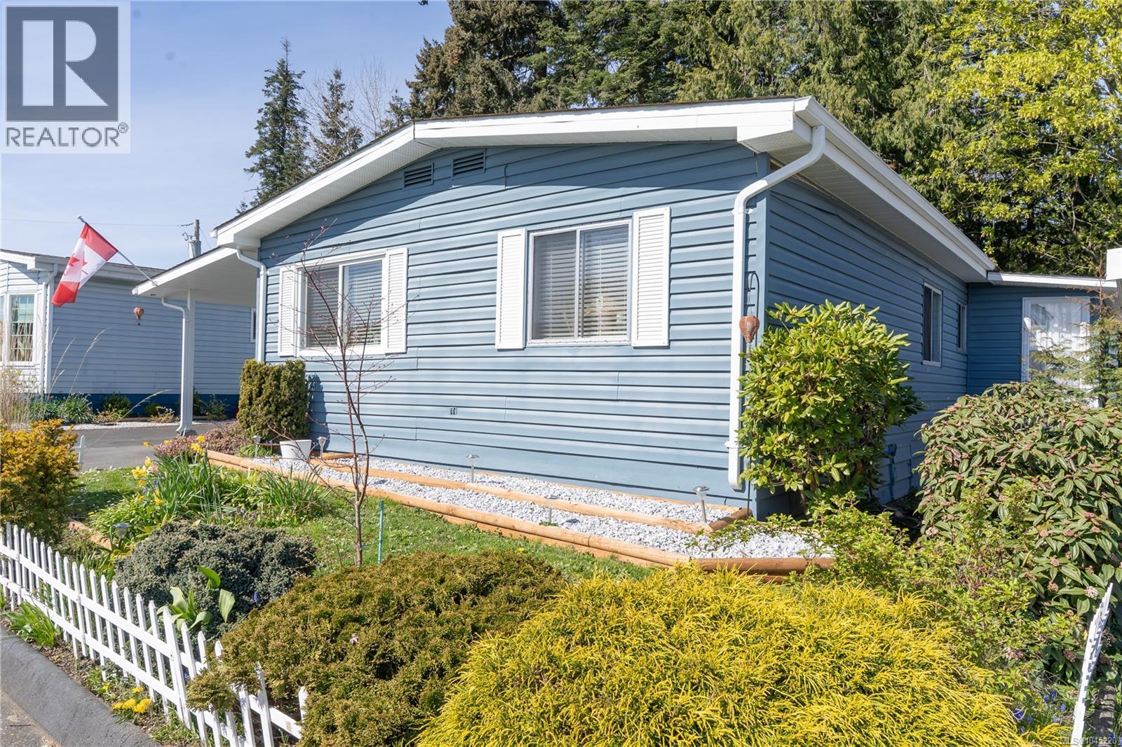 33 7701 Central Saanich Rd Property Photo 2