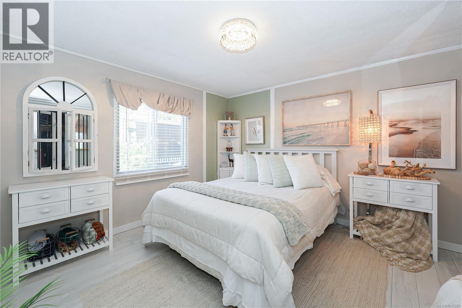 33 7701 Central Saanich Rd Property Photo 21