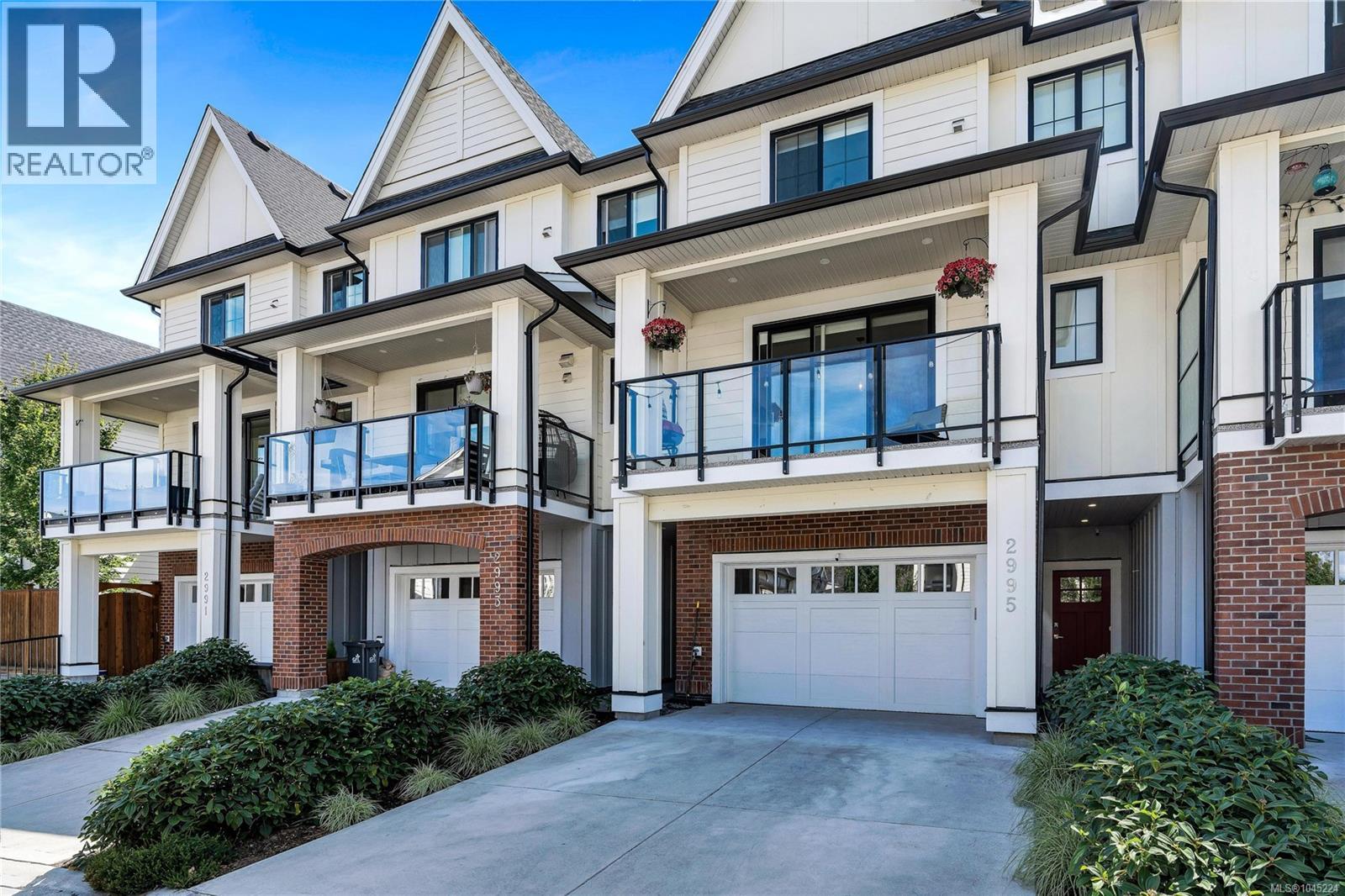 2995 Burlington Cres