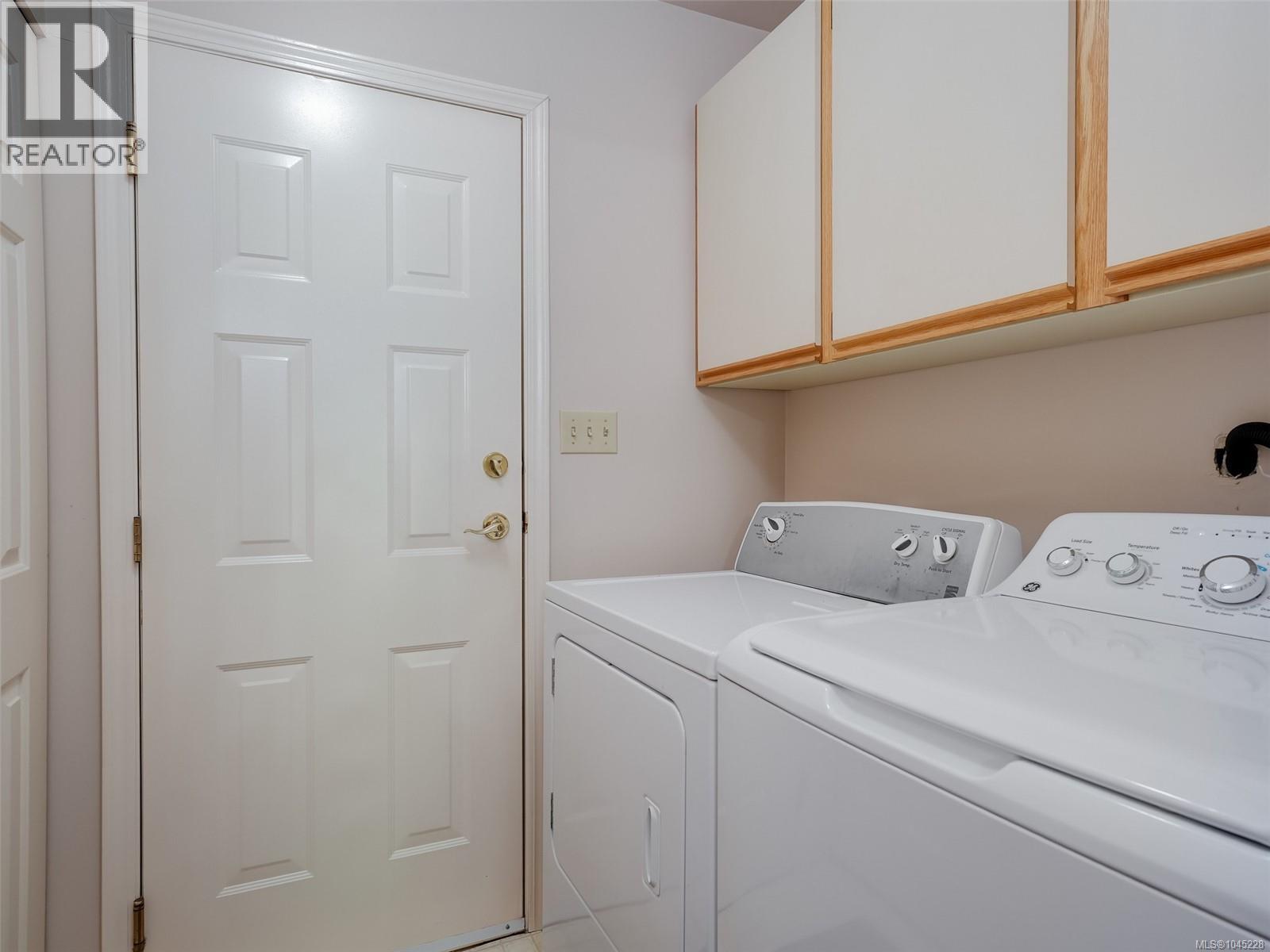 1867 Deborah Dr Property Photo 19
