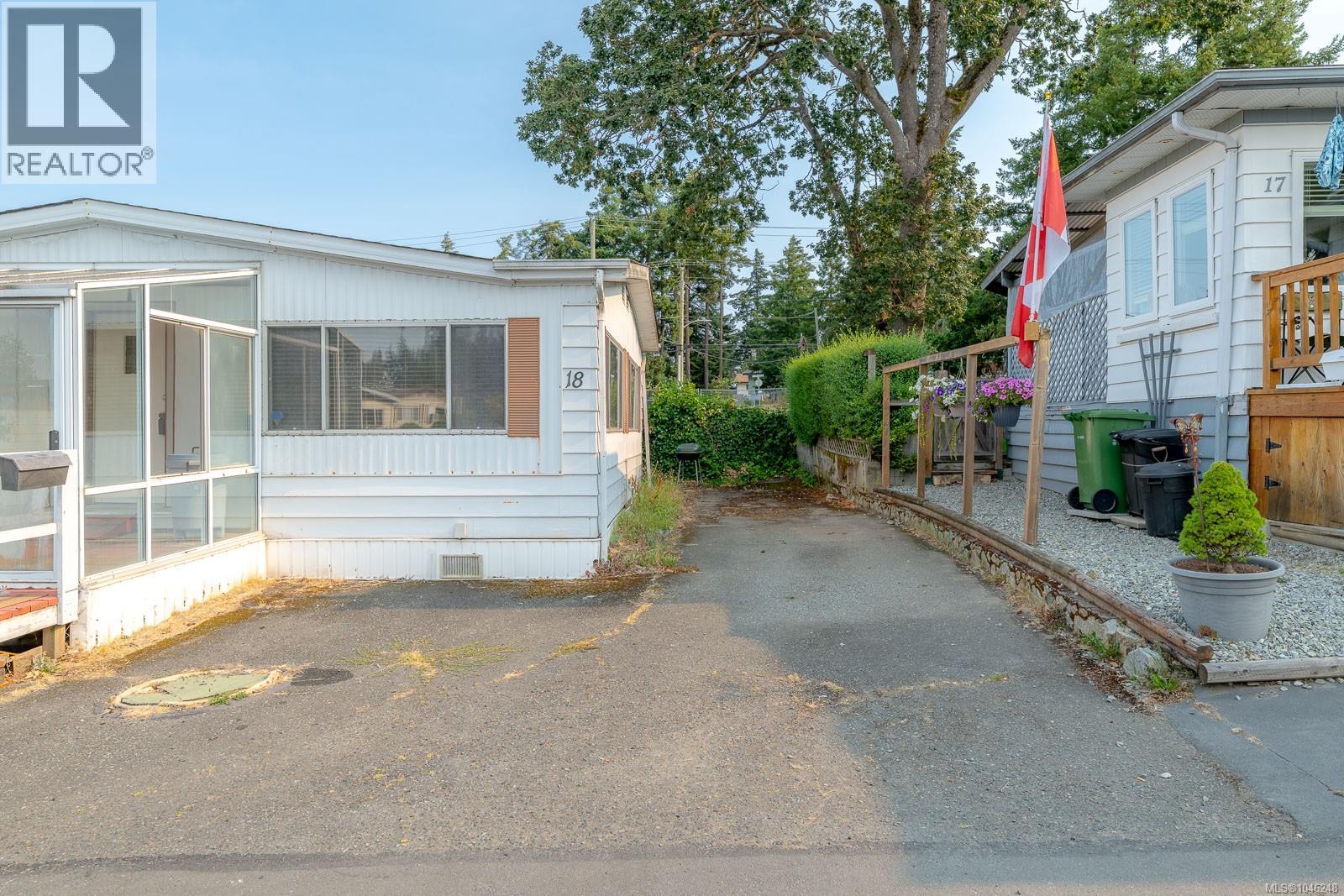 18 158 Cooper Rd Property Photo 4