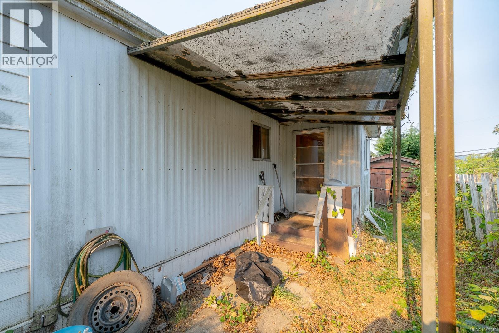 18 158 Cooper Rd Property Photo 8