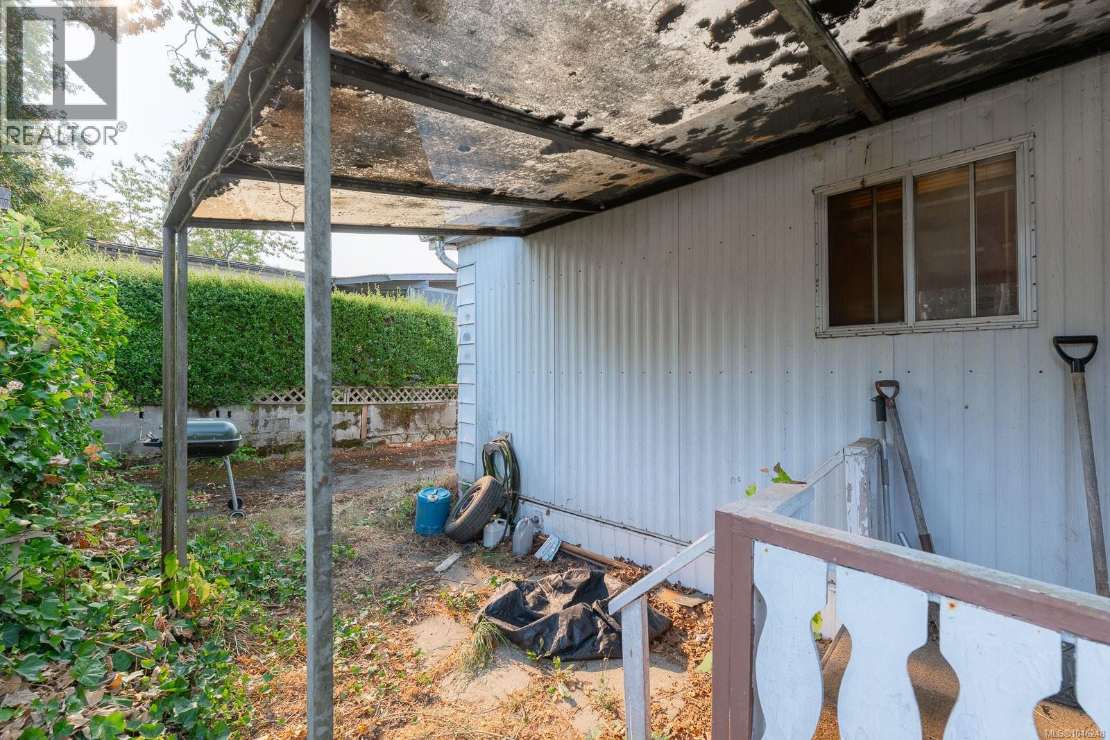 18 158 Cooper Rd Property Photo 9