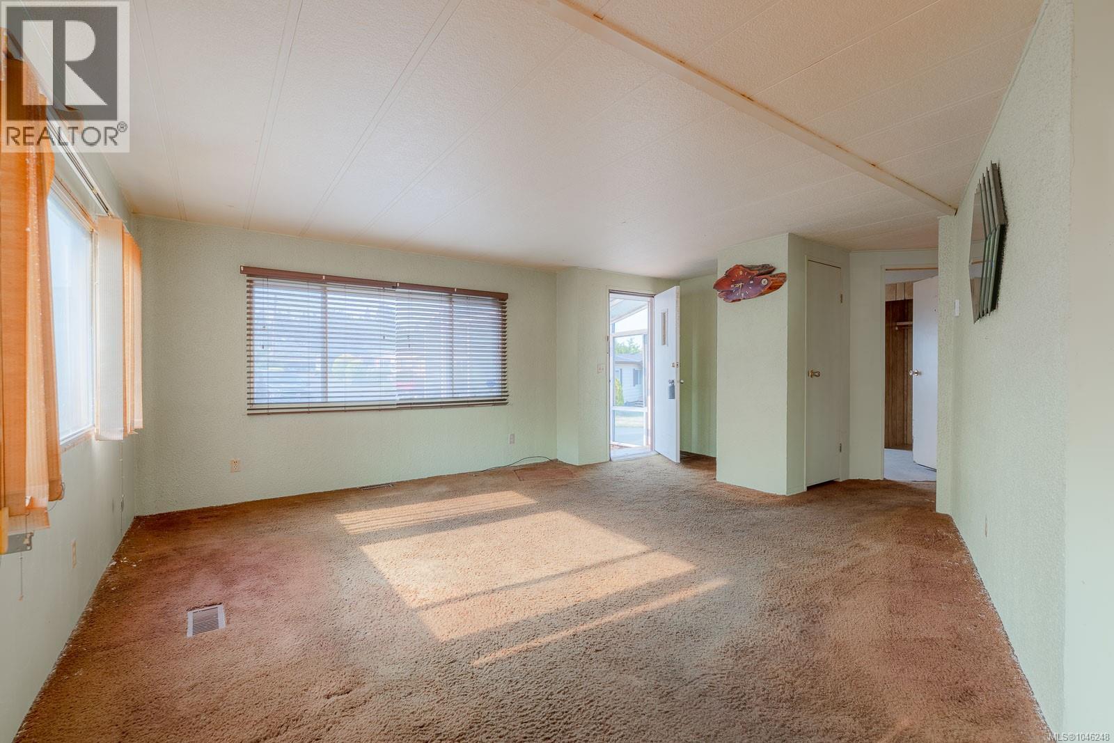 18 158 Cooper Rd Property Photo 15