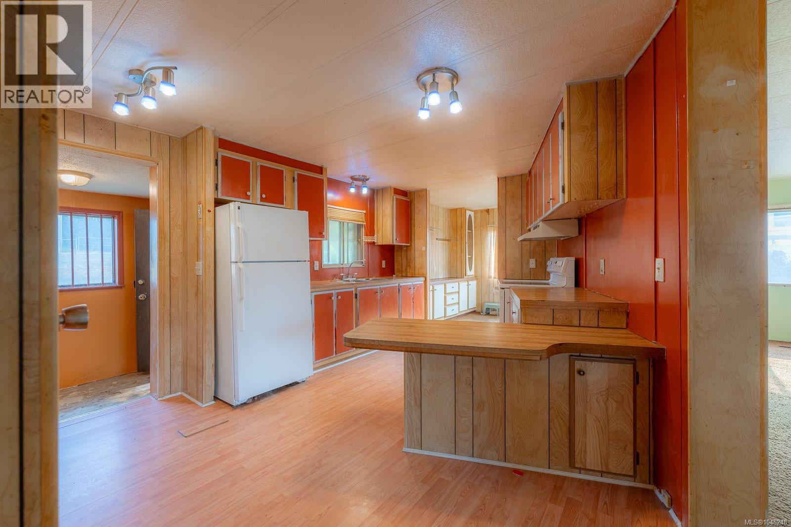18 158 Cooper Rd Property Photo 24
