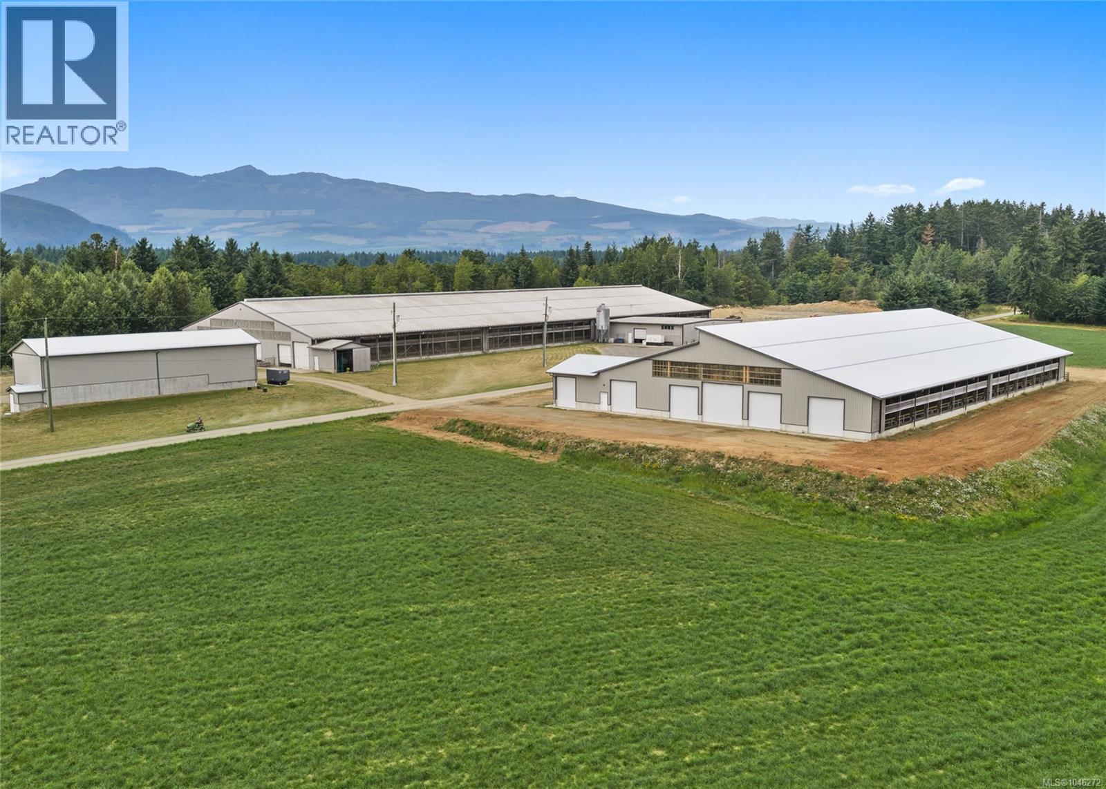 2400 Ployart Rd Property Photo 3