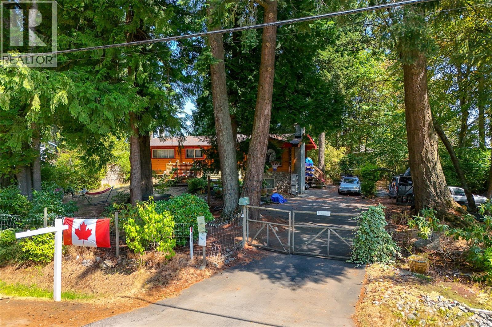 6311 Rodolph Rd Property Photo 6
