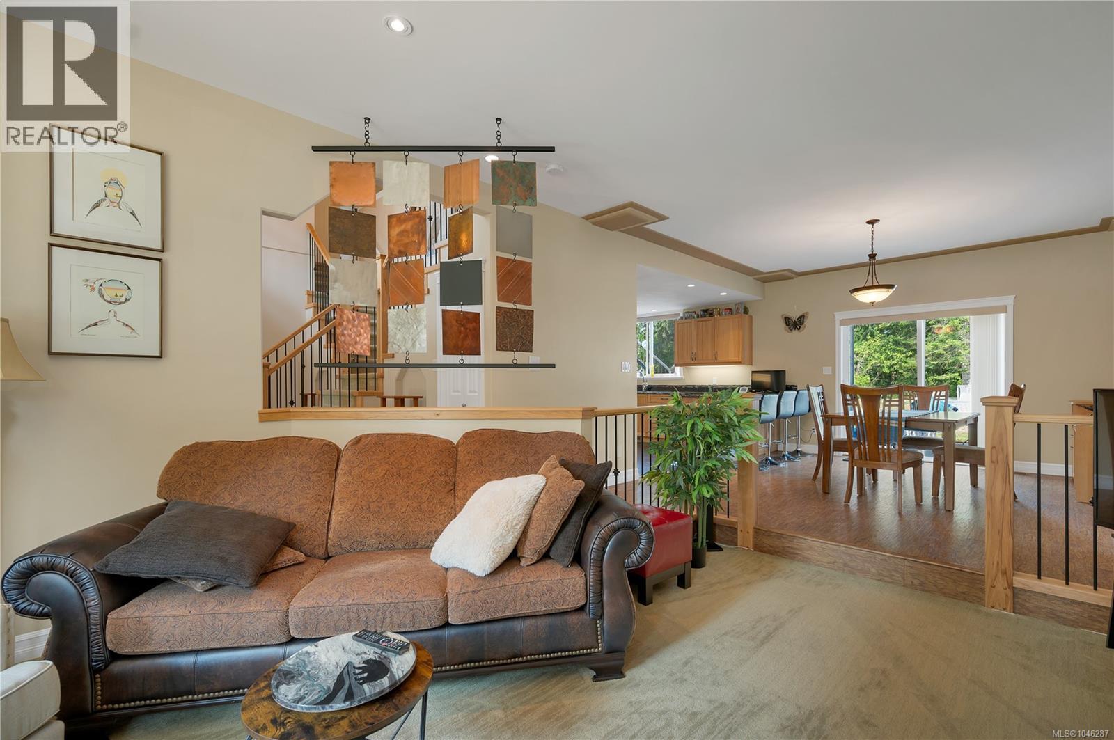 2246 Glenmore Rd Property Photo 37