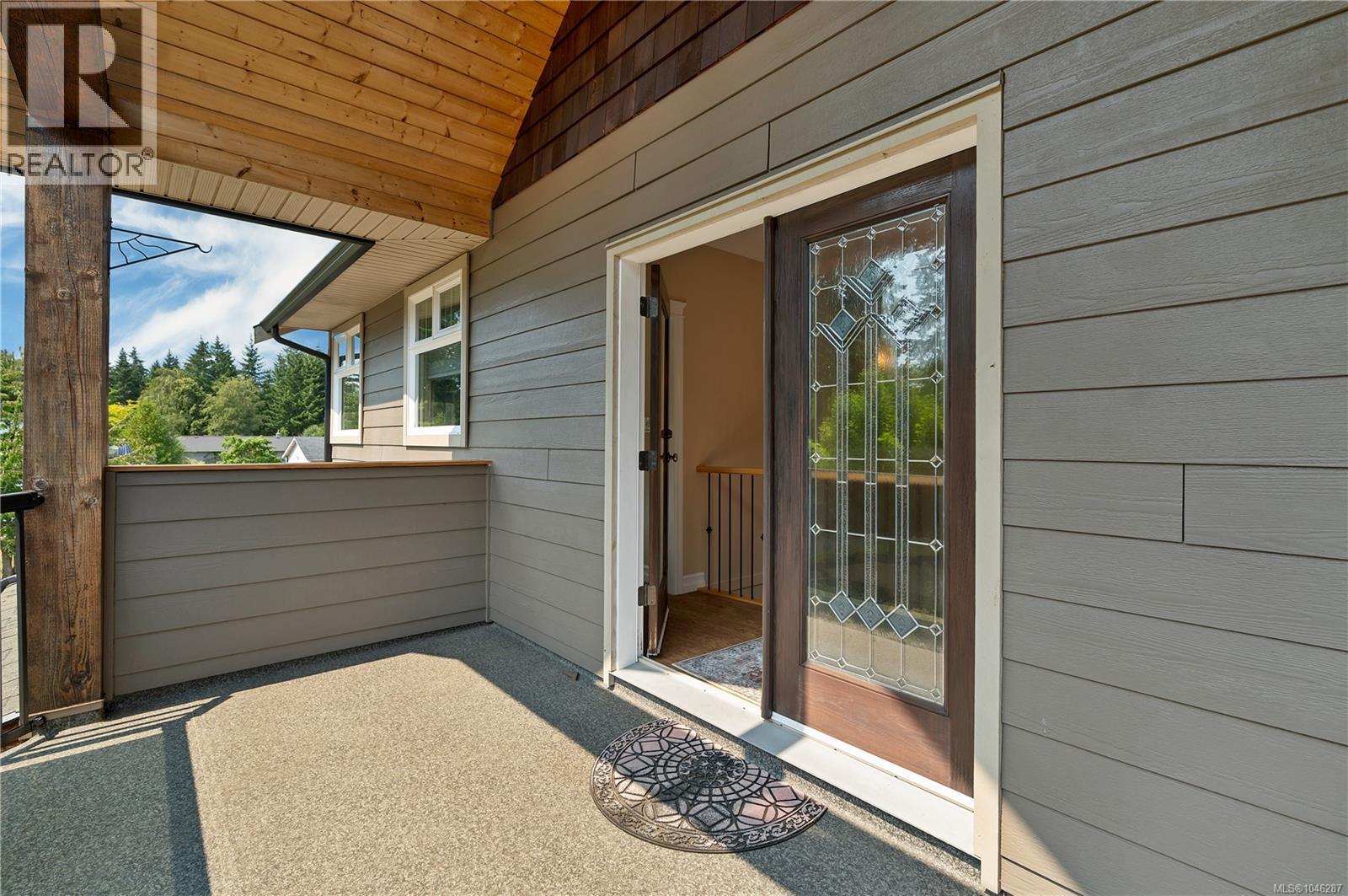 2246 Glenmore Rd Property Photo 44