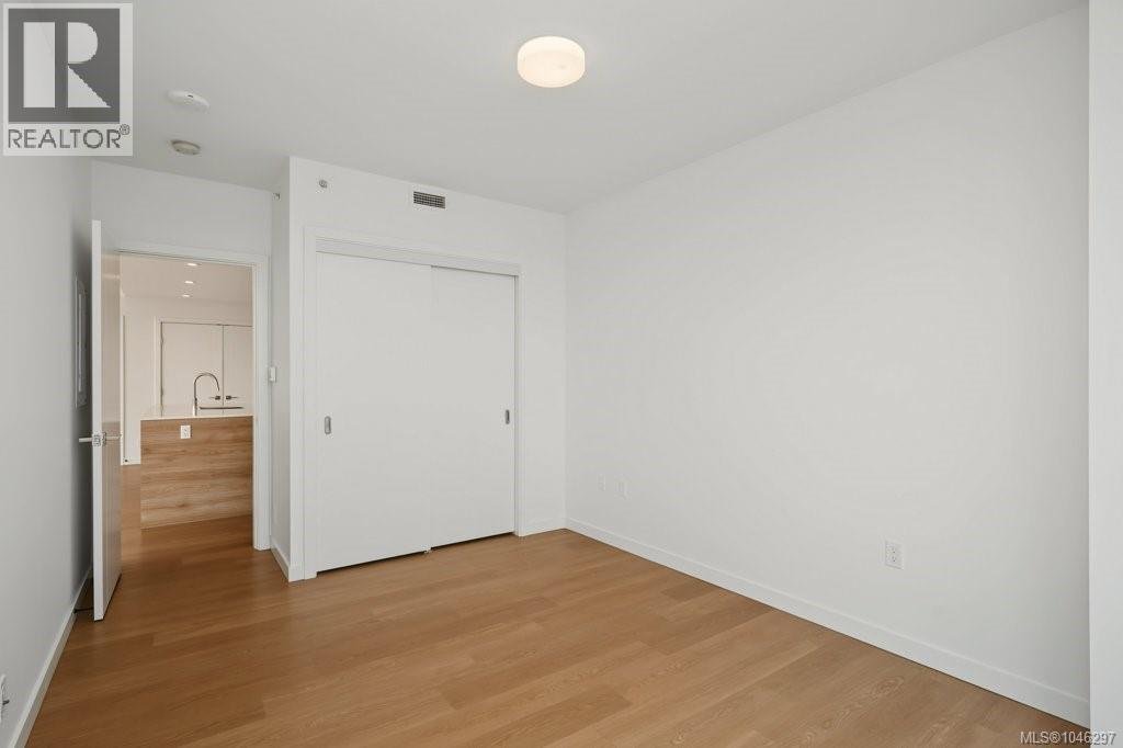 609 363 Tyee Rd Property Photo 20