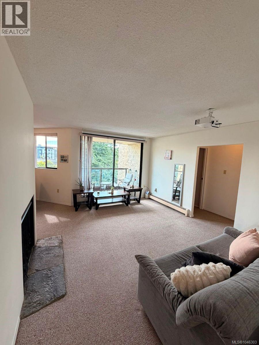 610 1745 Leighton Rd Property Photo 1