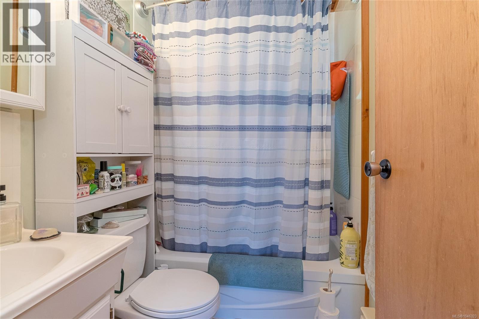 4995 Shoreline Dr Property Photo 18