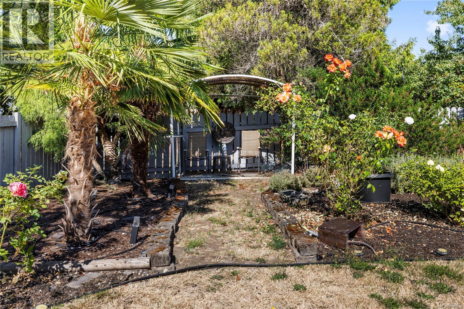 1185 Stuart Pl Property Photo 39