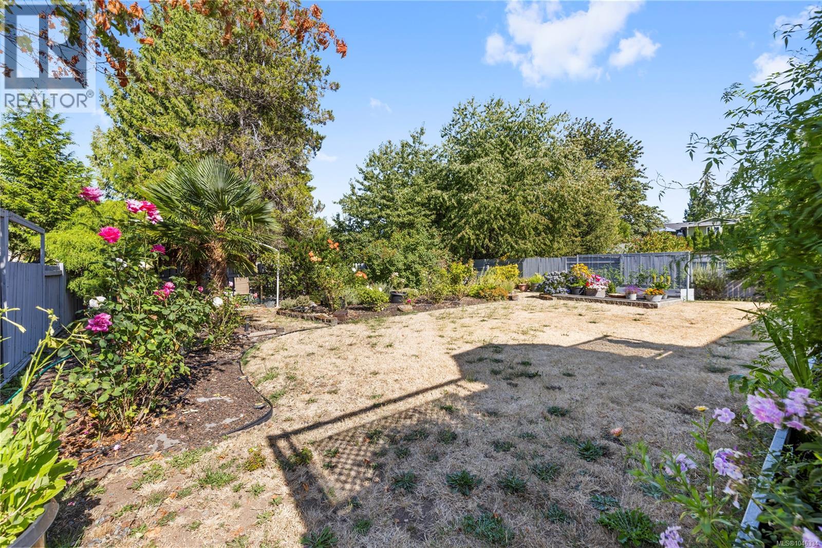 1185 Stuart Pl Property Photo 40