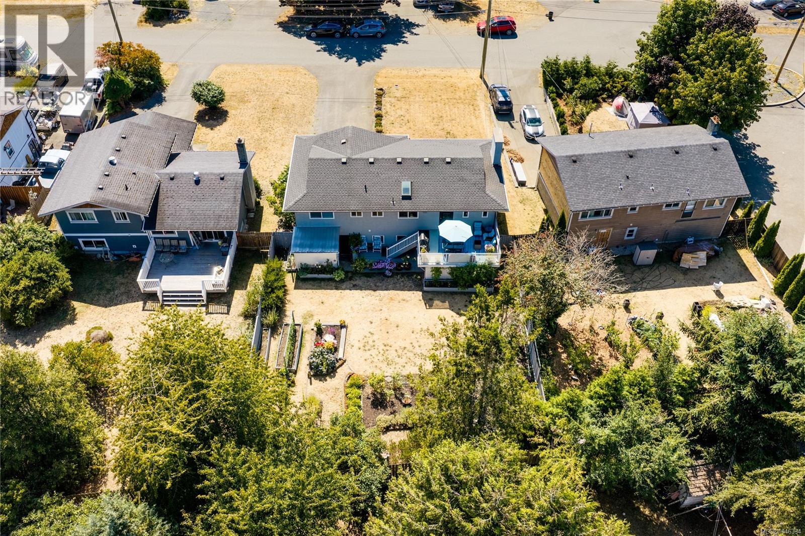 1185 Stuart Pl Property Photo 44