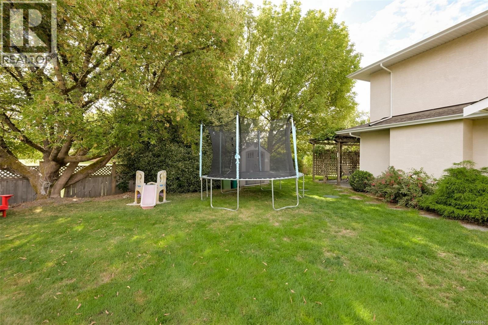 2959 Robalee Pl Property Photo 48