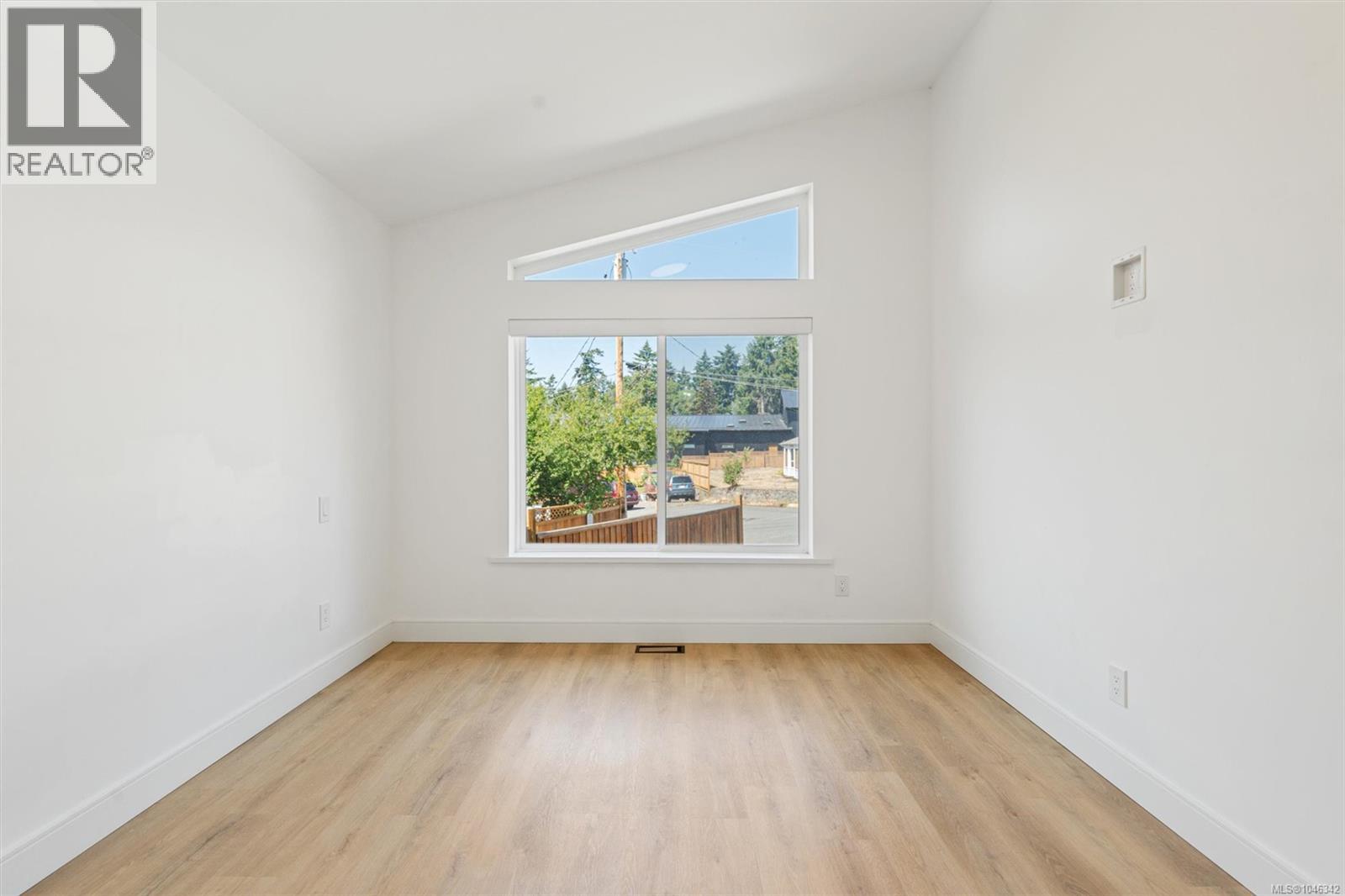 1143 Lindsay Pl Property Photo 19