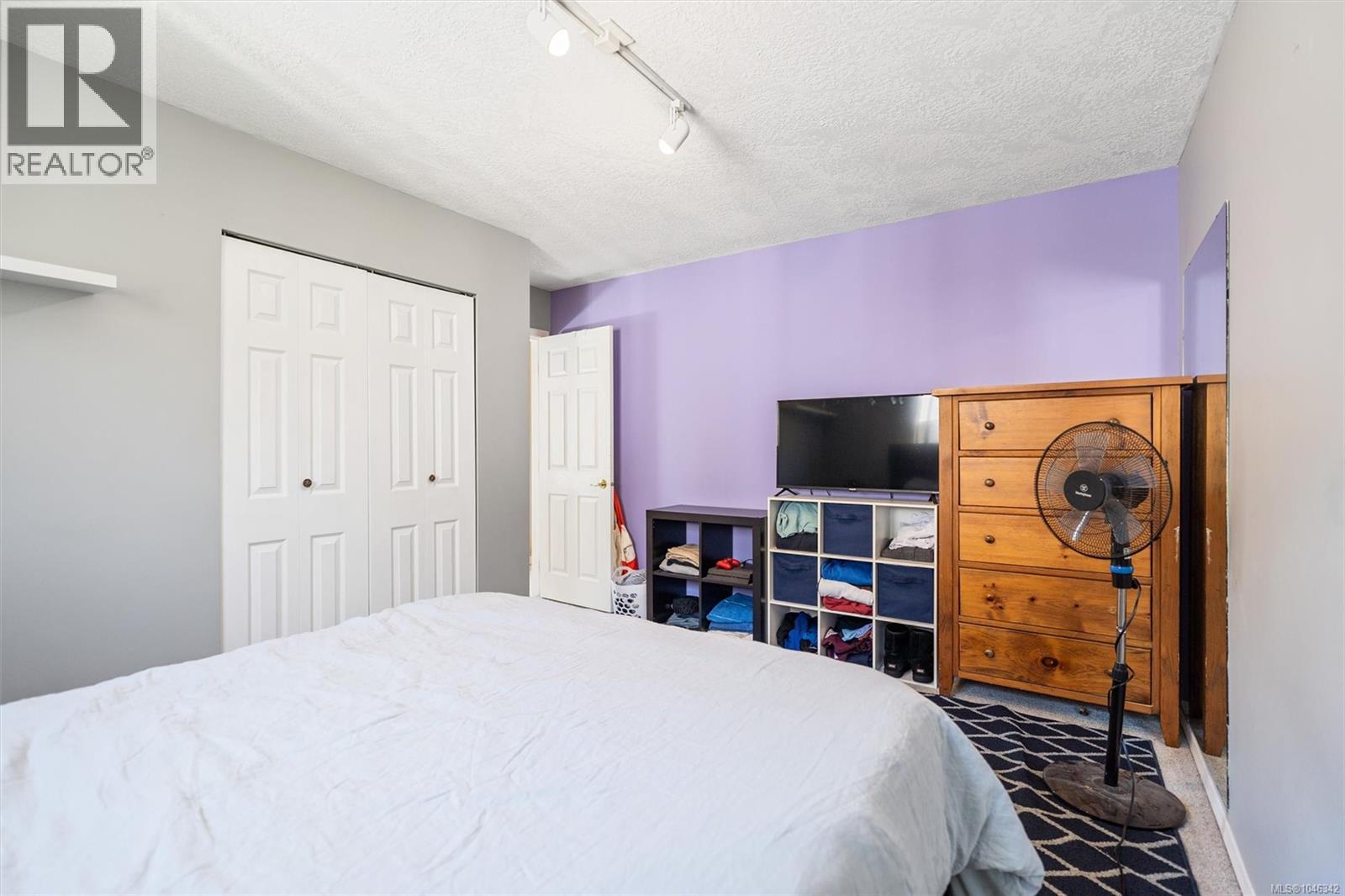 1143 Lindsay Pl Property Photo 29