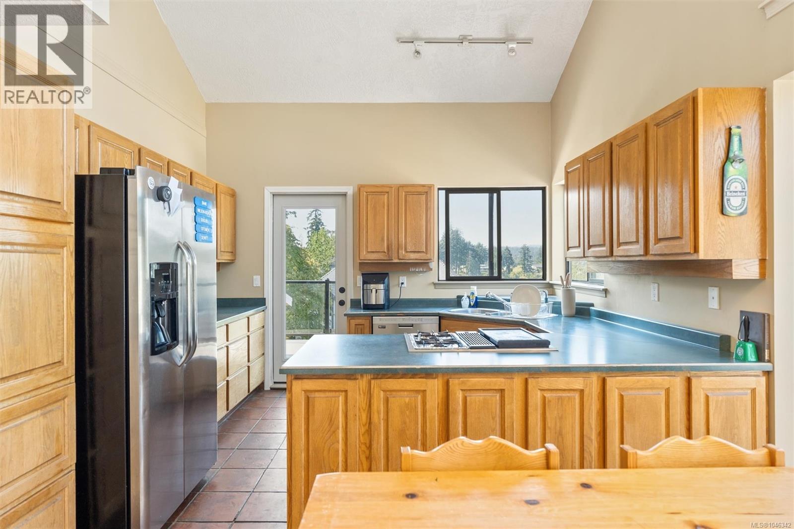 1143 Lindsay Pl Property Photo 47