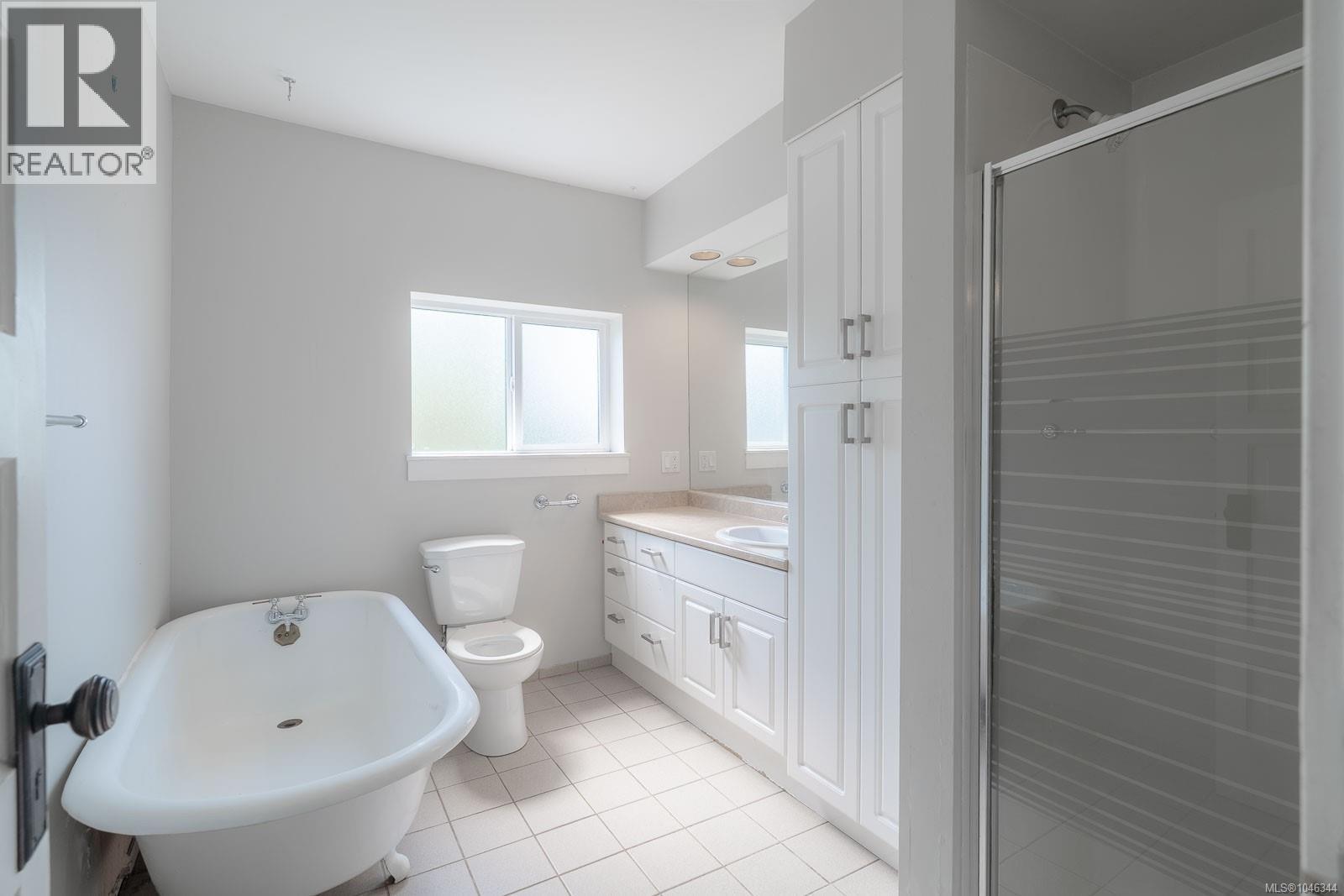 121 Harewood Rd Property Photo 6