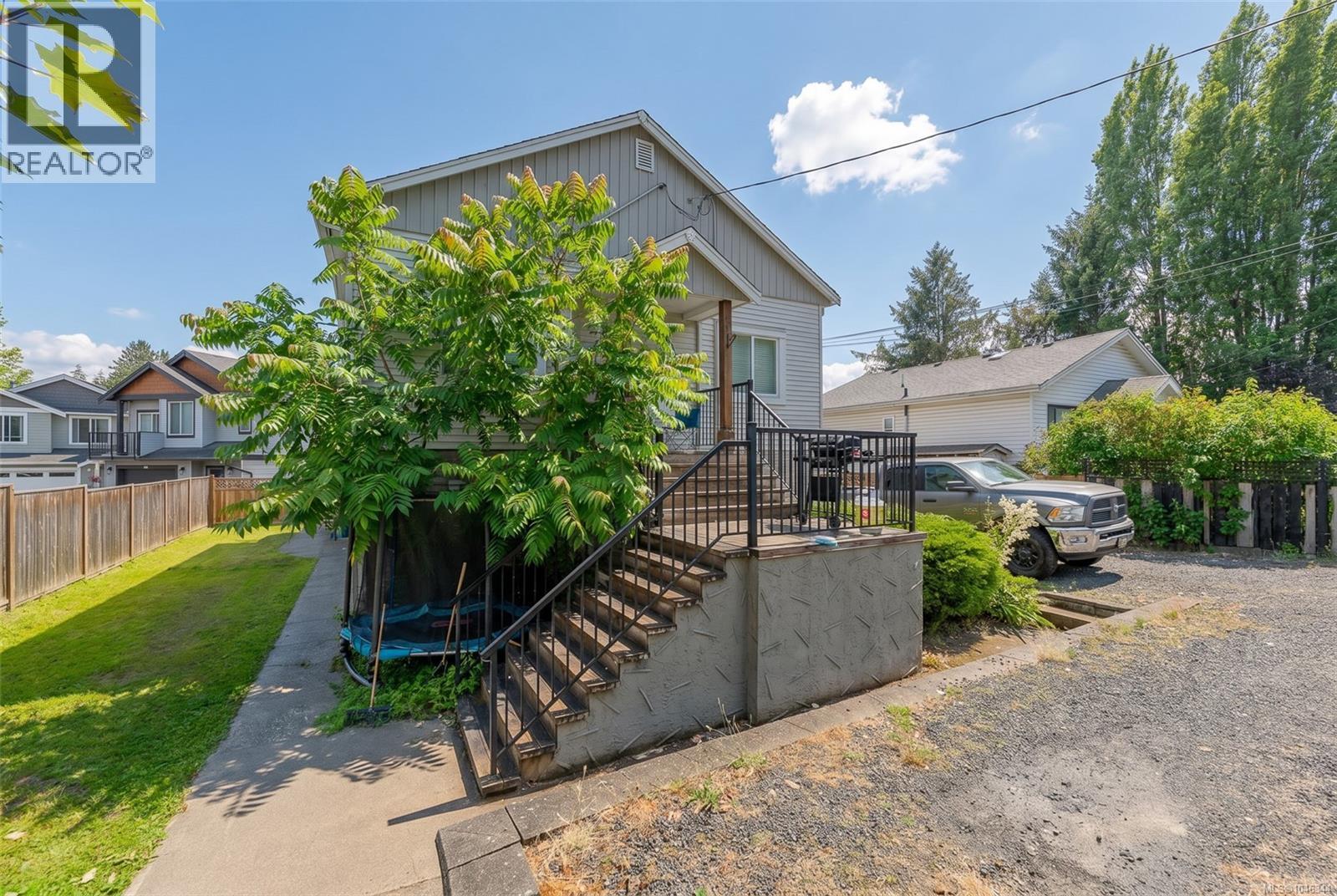 121 Harewood Rd Property Photo 41