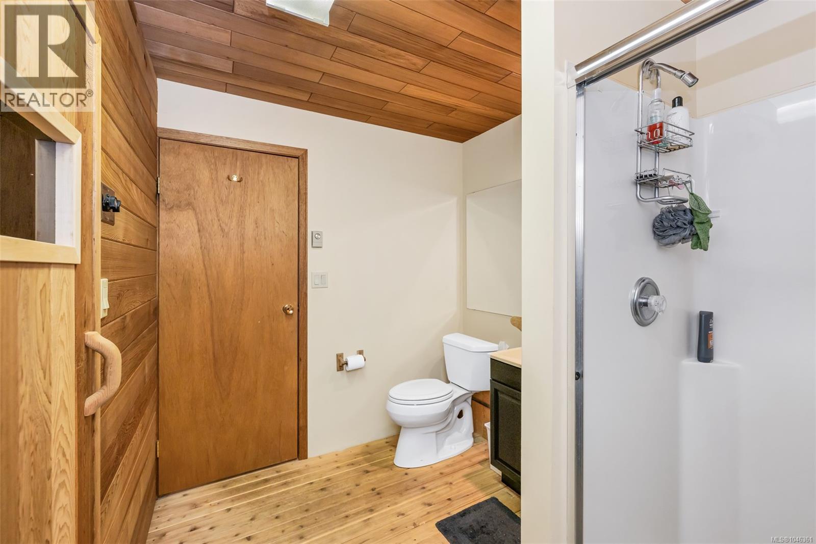 886 Jutland Terr Property Photo 15