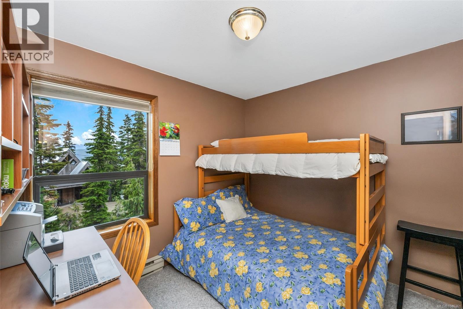 886 Jutland Terr Property Photo 18