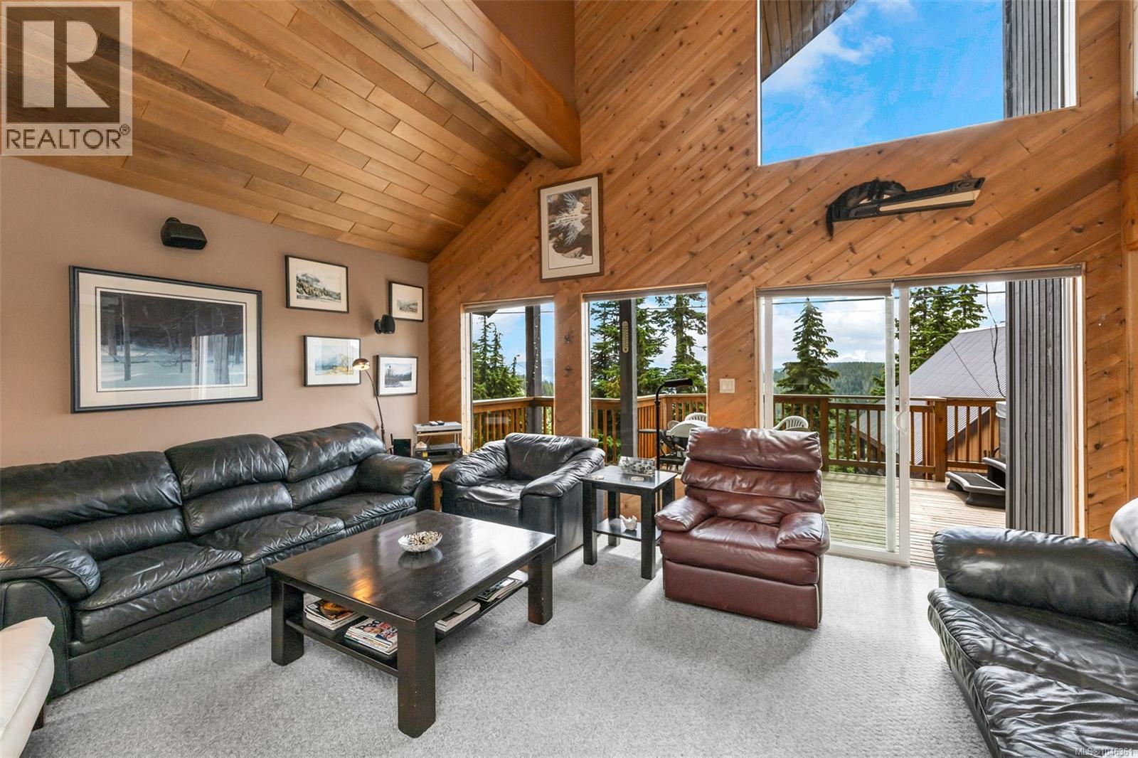 886 Jutland Terr Property Photo 30