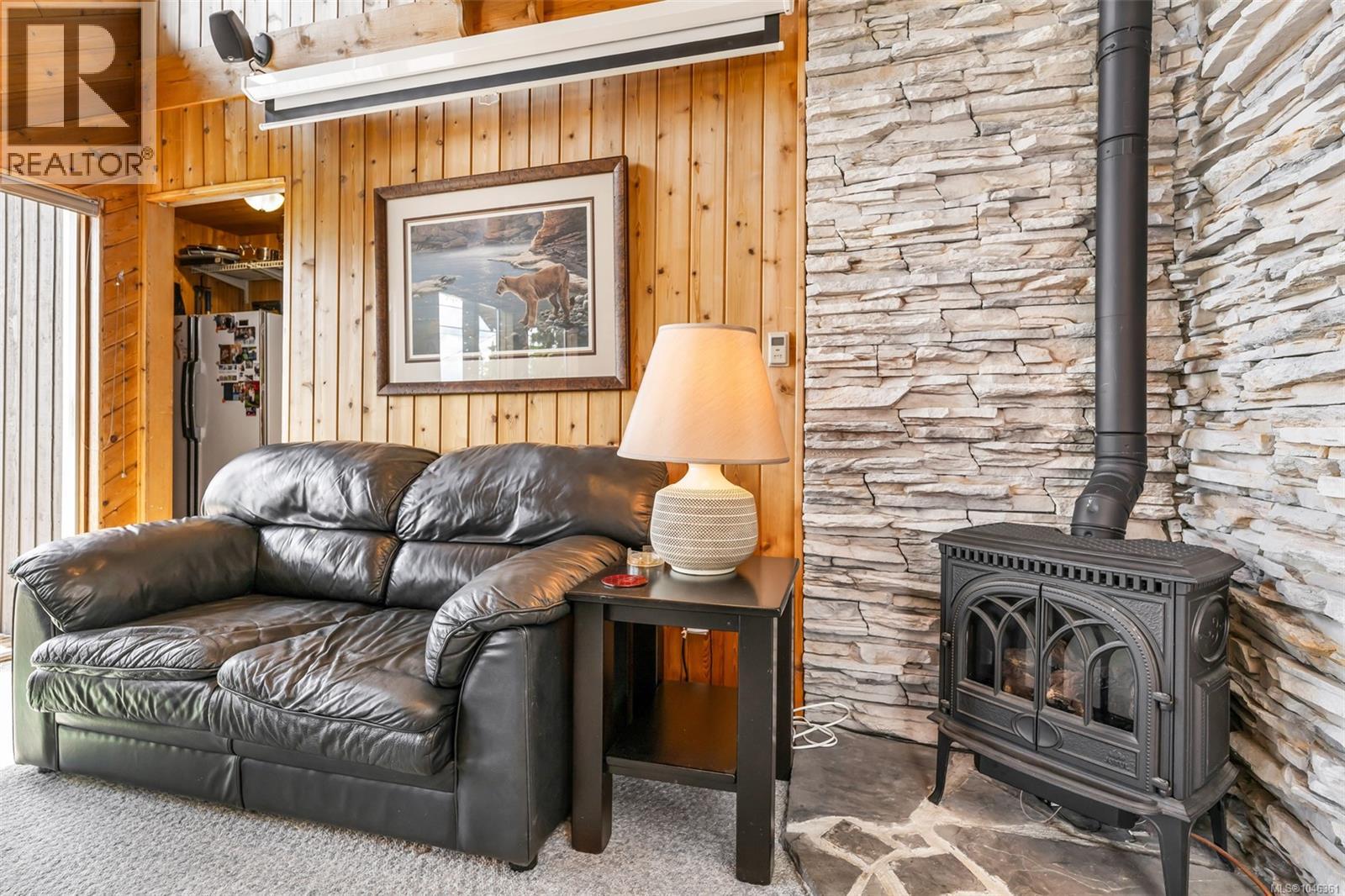 886 Jutland Terr Property Photo 33