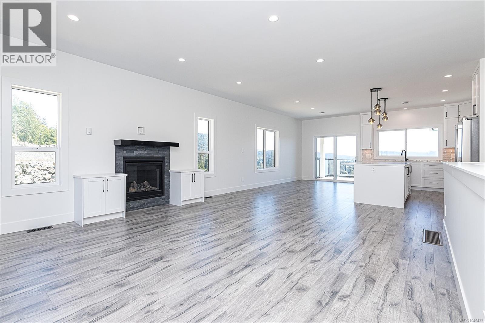 2605 Nickson Way Property Photo 14