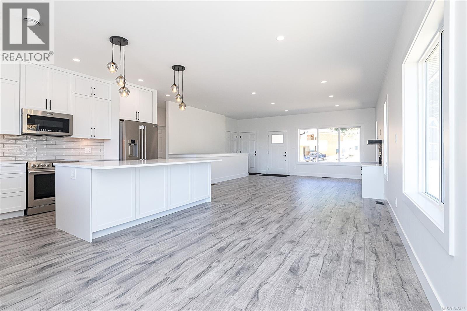 2605 Nickson Way Property Photo 17