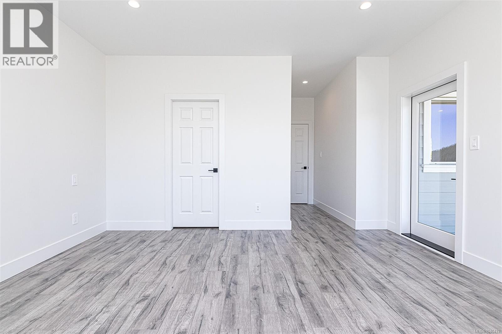 2605 Nickson Way Property Photo 23