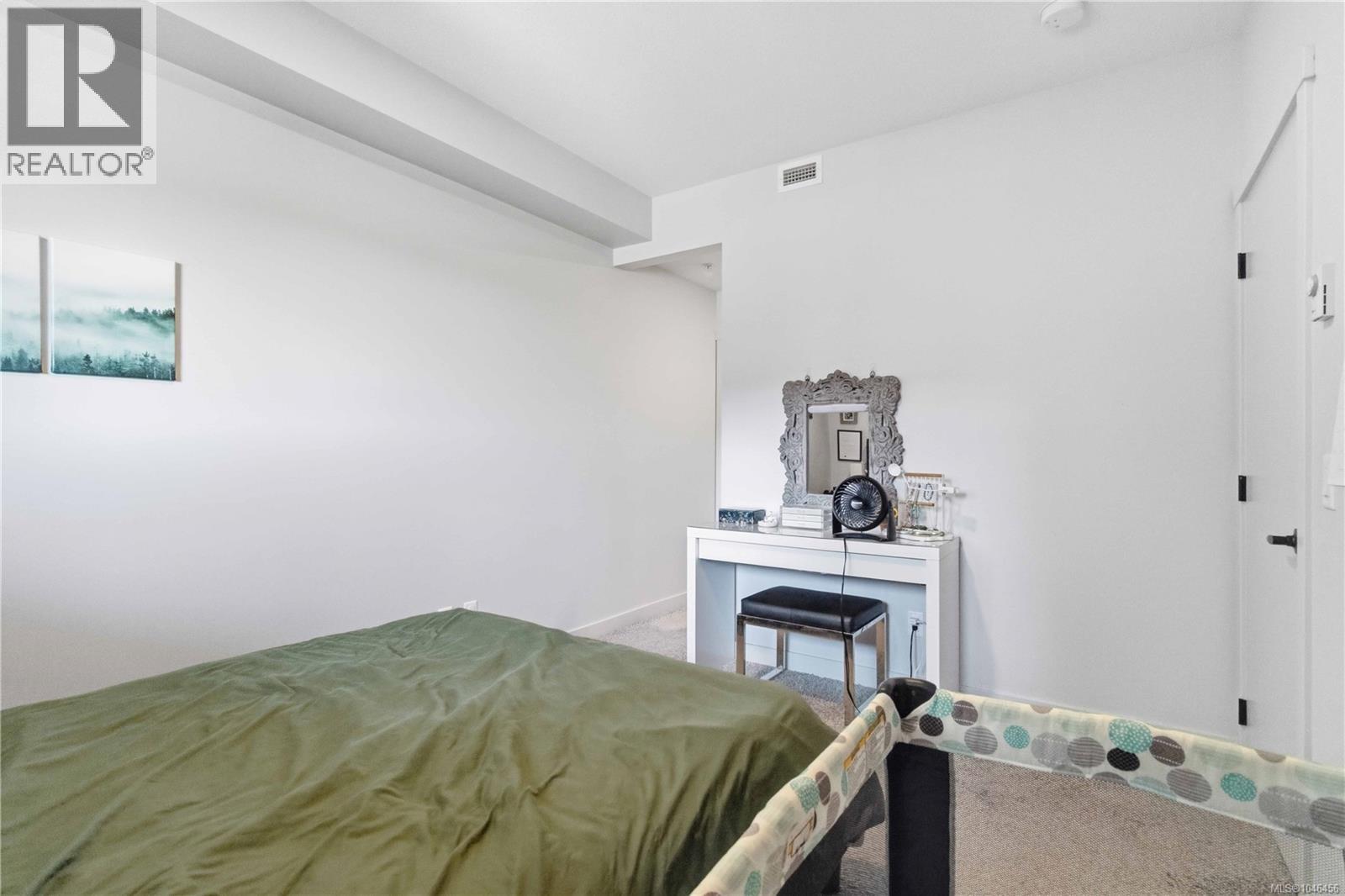 206 2461 Gateway Rd Property Photo 23