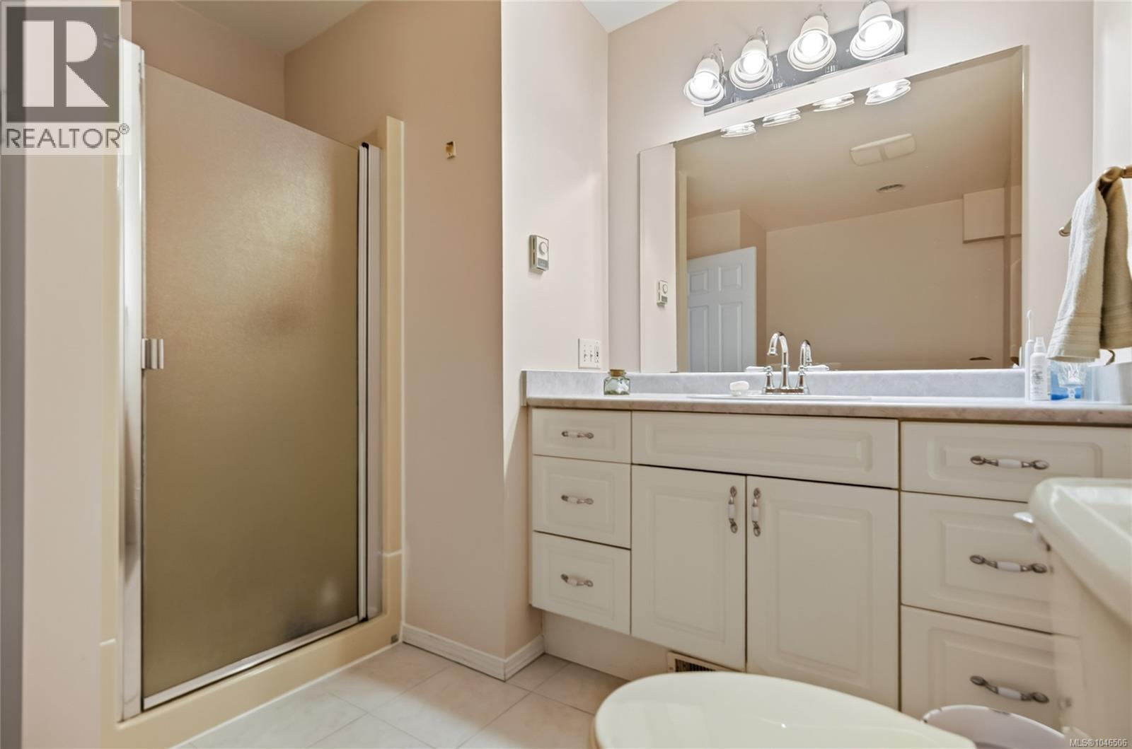 105 1537 Noel Ave Property Photo 32
