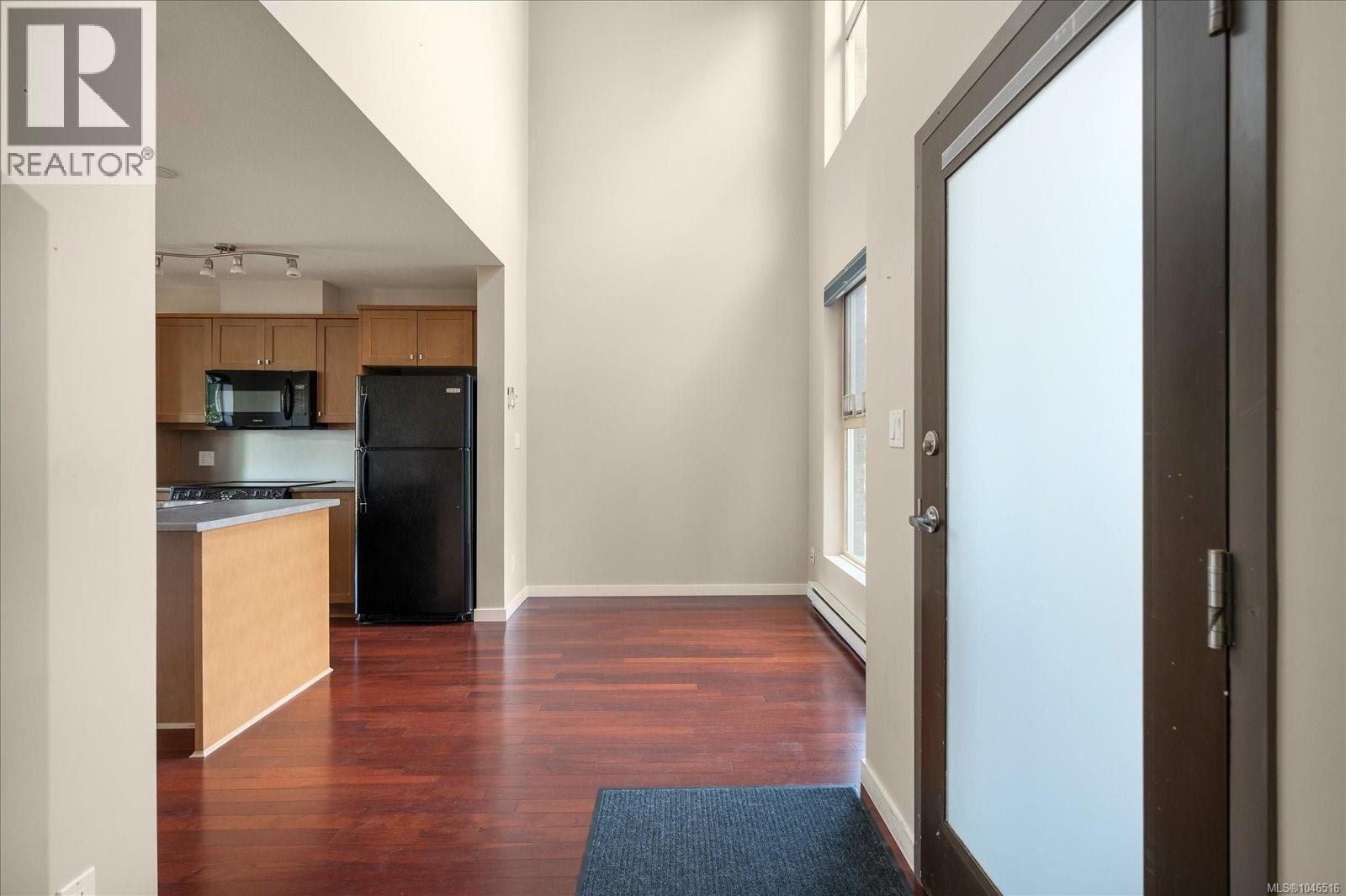 316 555 Franklyn St Property Photo 6