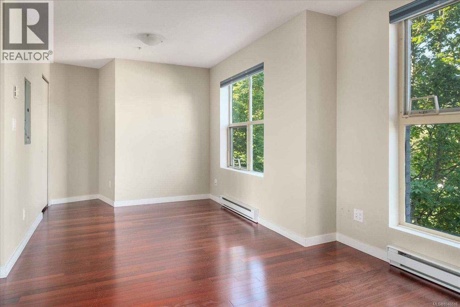316 555 Franklyn St Property Photo 13