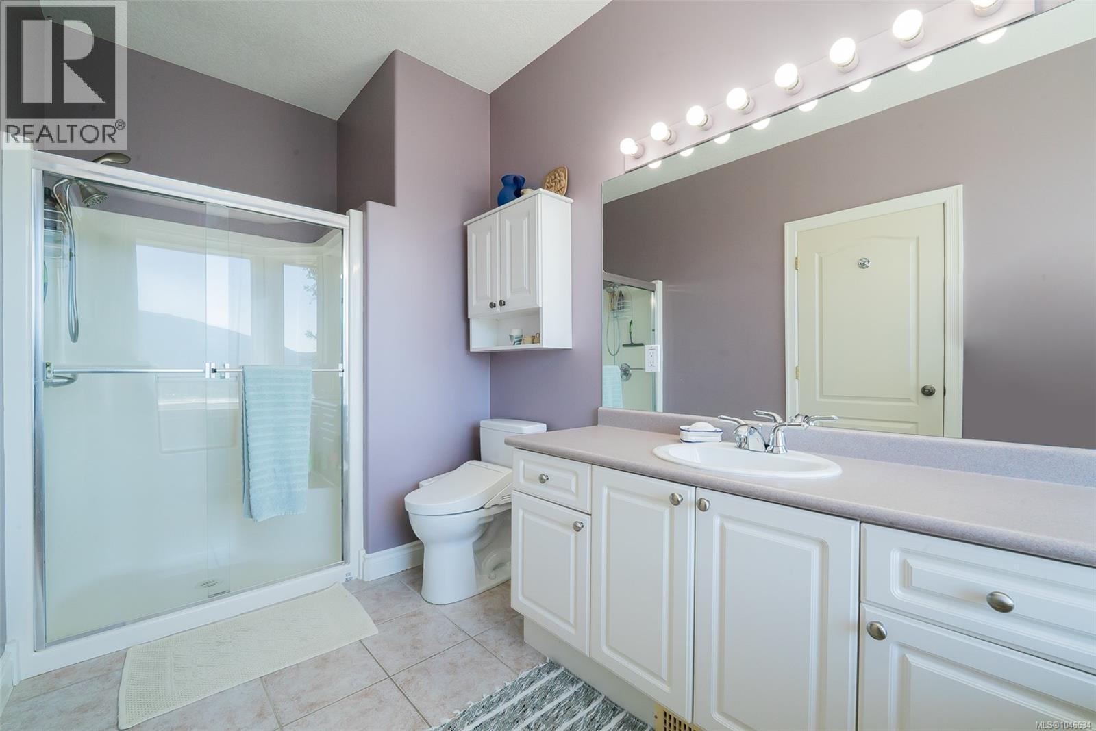 180 Rainbow Cres Property Photo 22