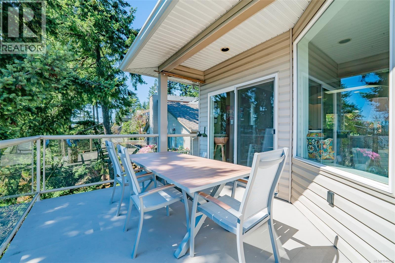 180 Rainbow Cres Property Photo 26
