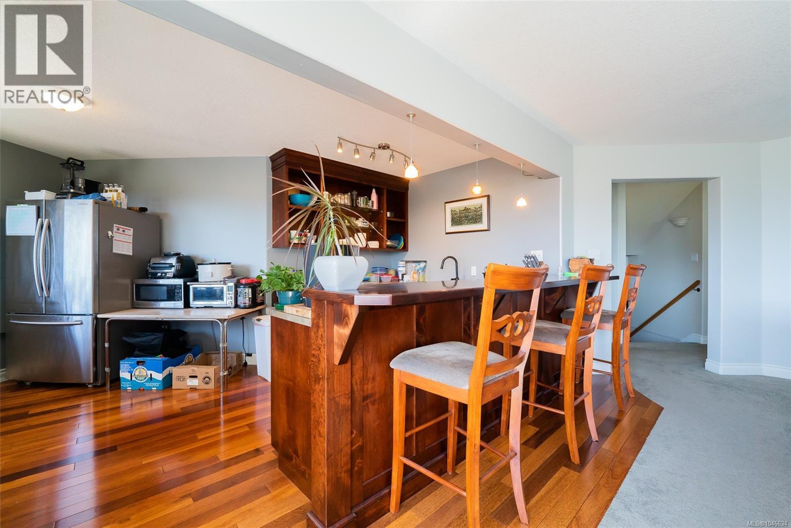 180 Rainbow Cres Property Photo 29