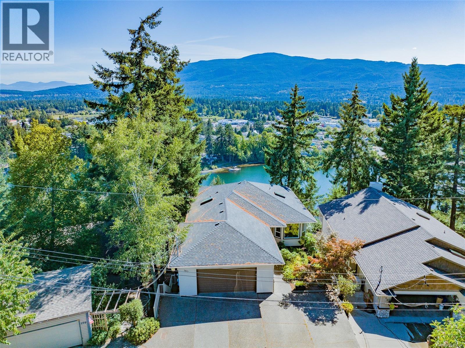 180 Rainbow Cres Property Photo 44