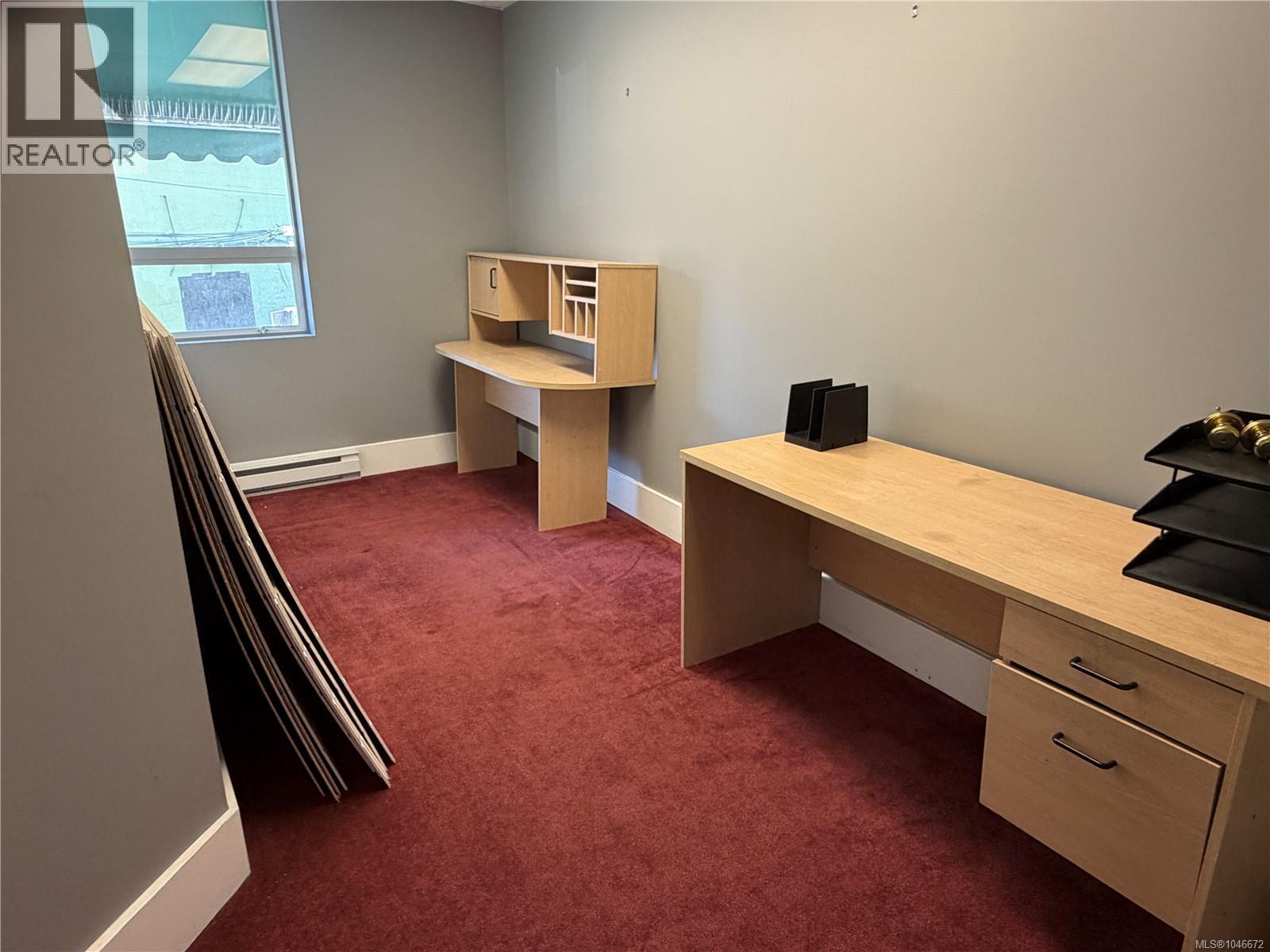 155 Commercial St Property Photo 12