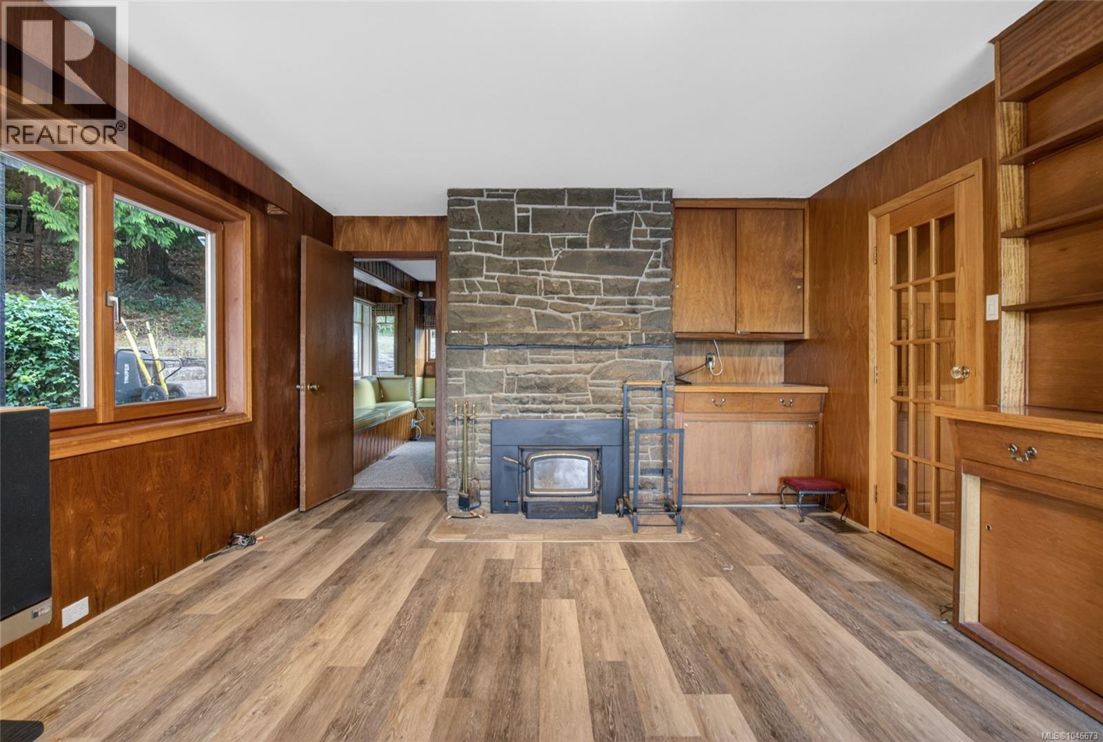 1038 Redcap St Property Photo 25