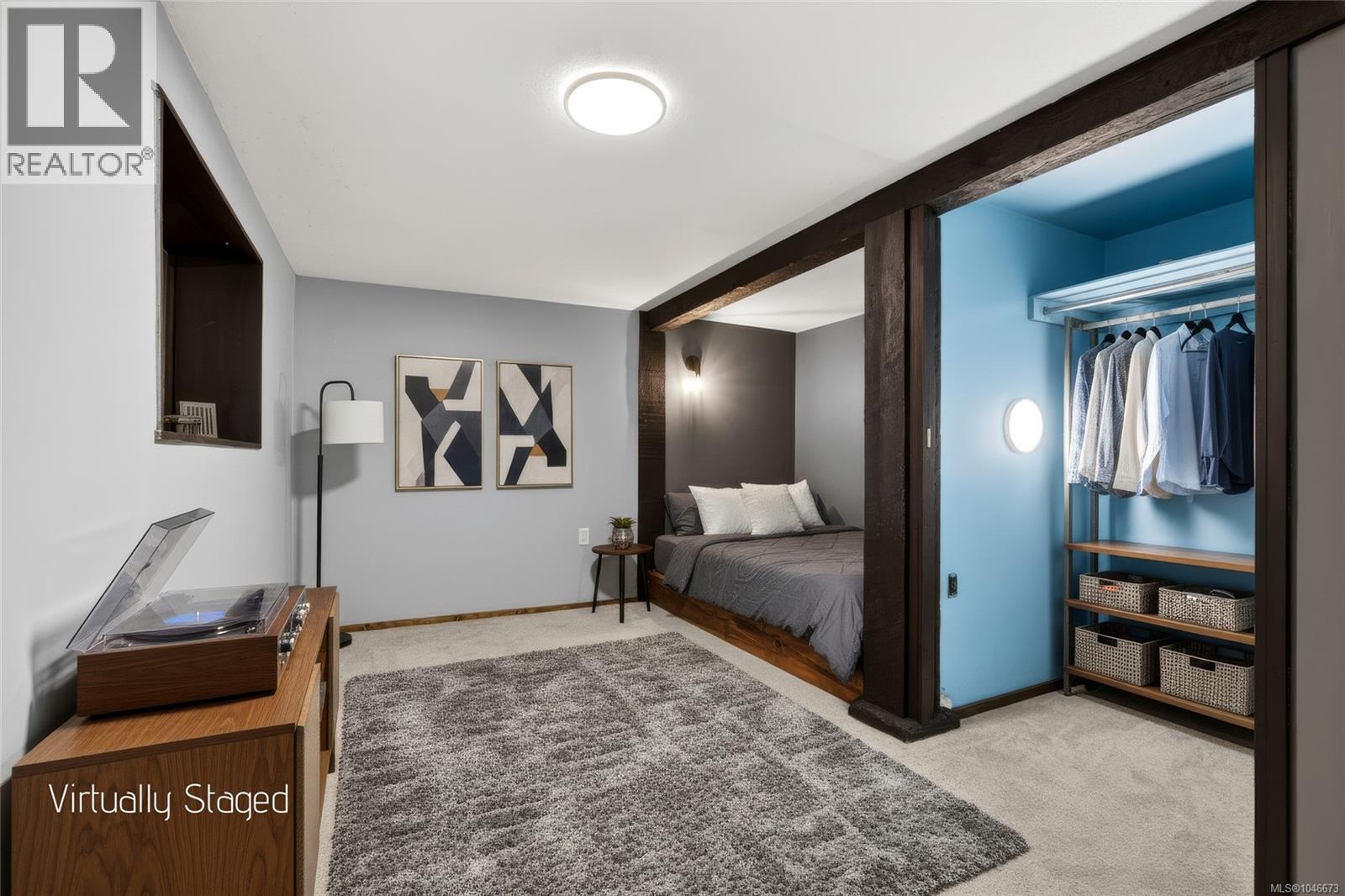 1038 Redcap St Property Photo 43
