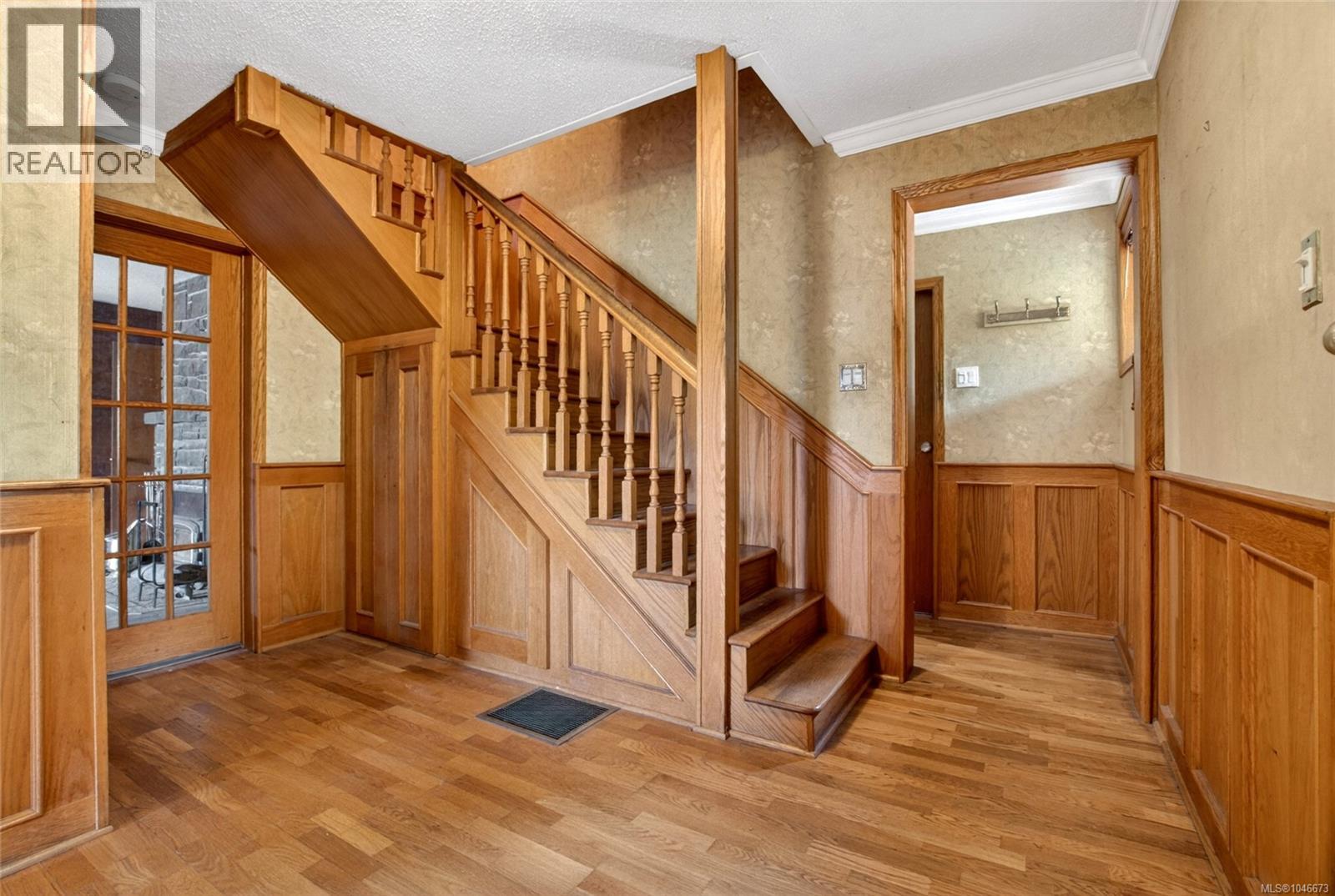 1038 Redcap St Property Photo 48