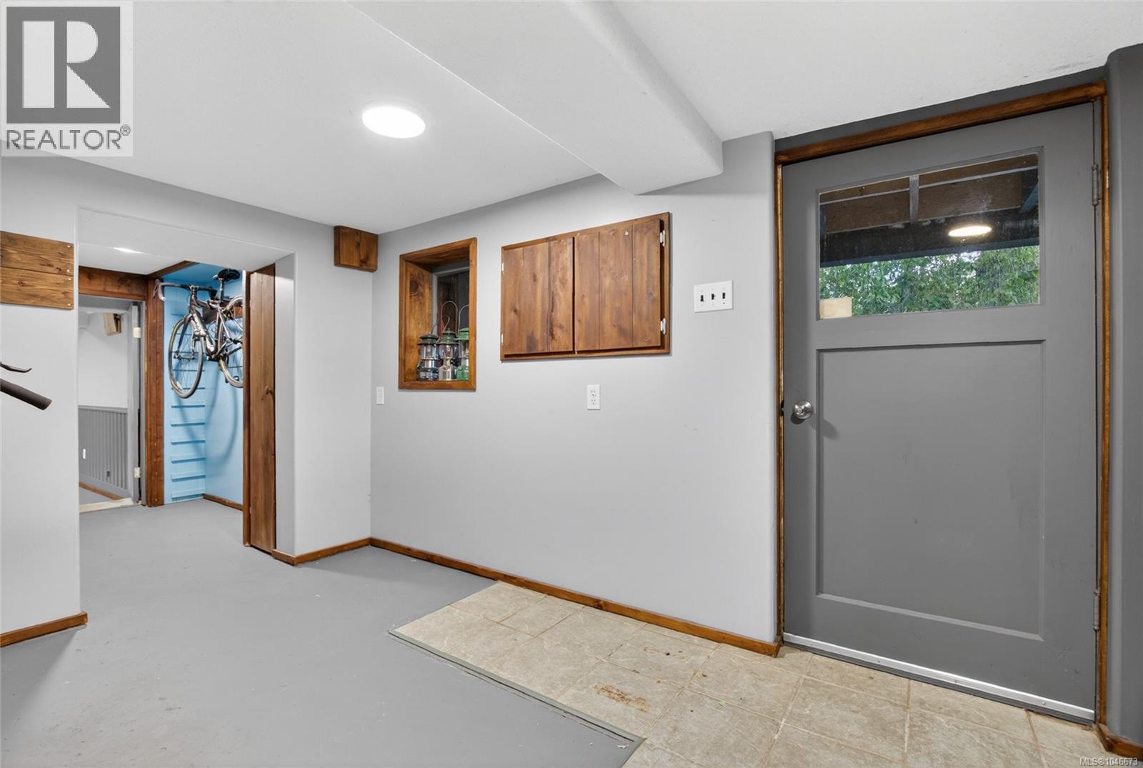 1038 Redcap St Property Photo 55