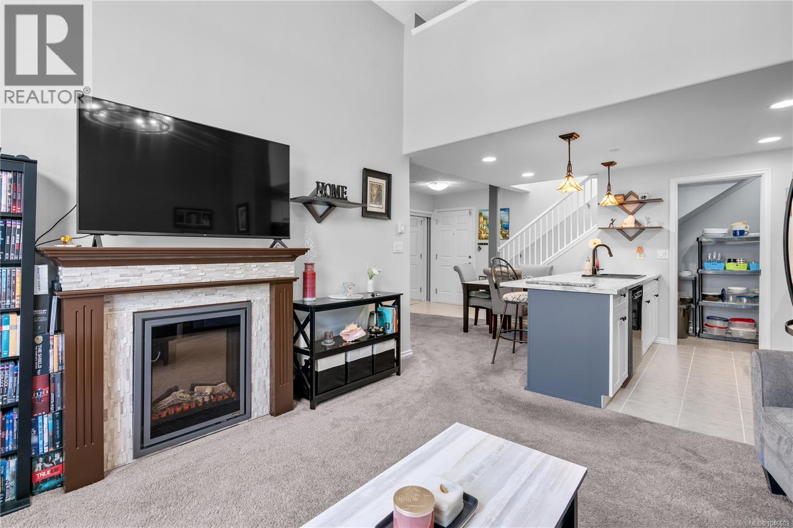 405 2823 Jacklin Rd Property Photo 12