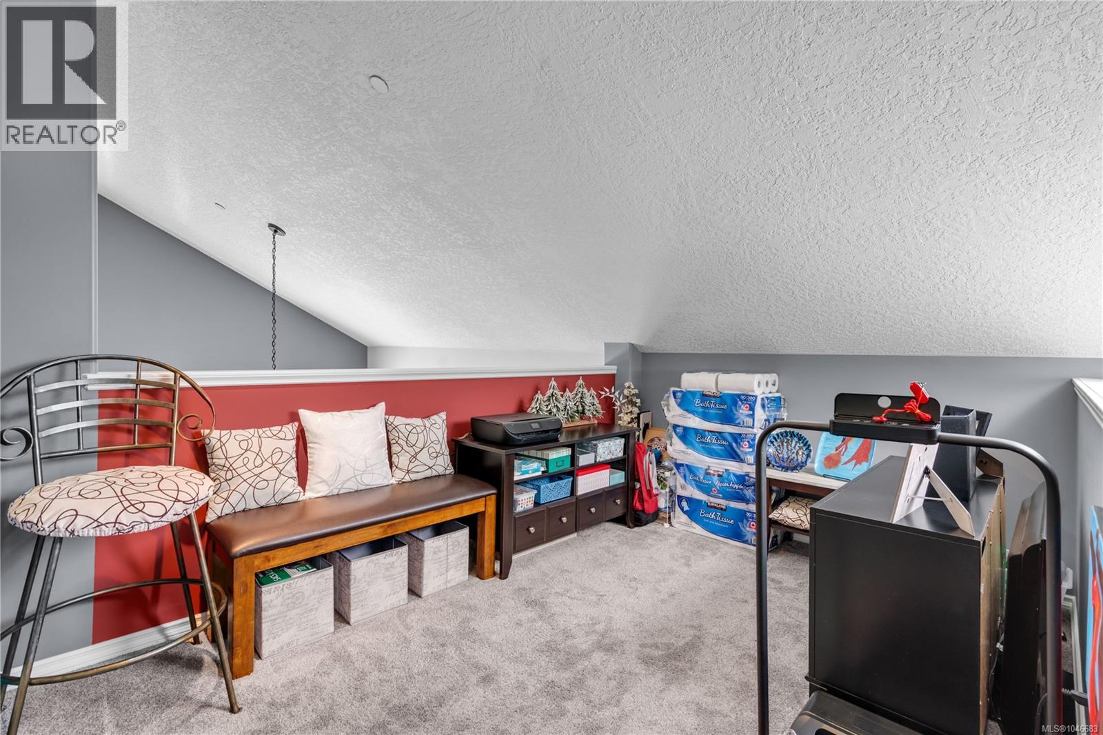 405 2823 Jacklin Rd Property Photo 35